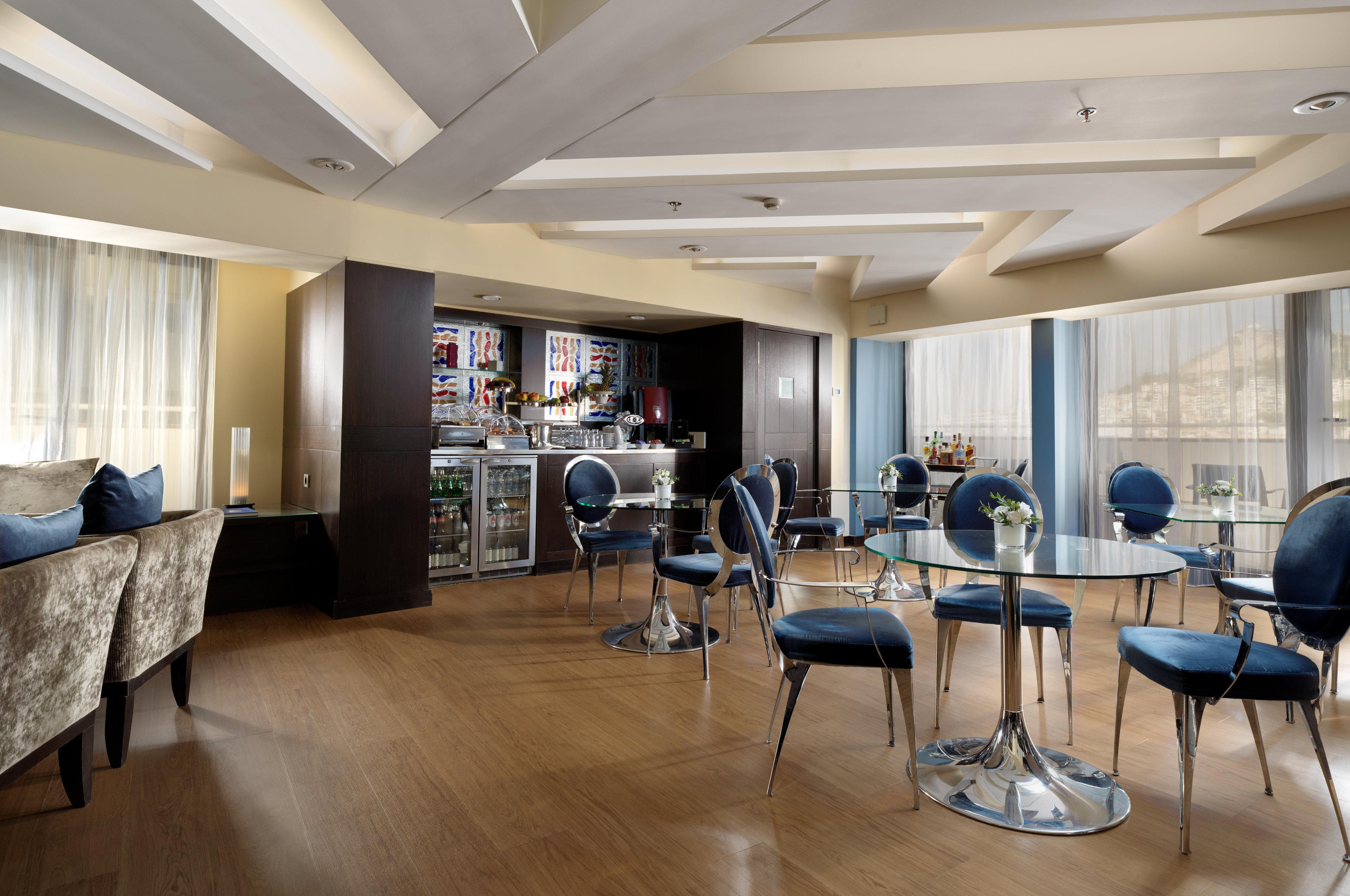 คราวน์ พลาซา เอเธนส์ ซิตี้ เซ็นเตอร์ Hotel ภายนอก รูปภาพ