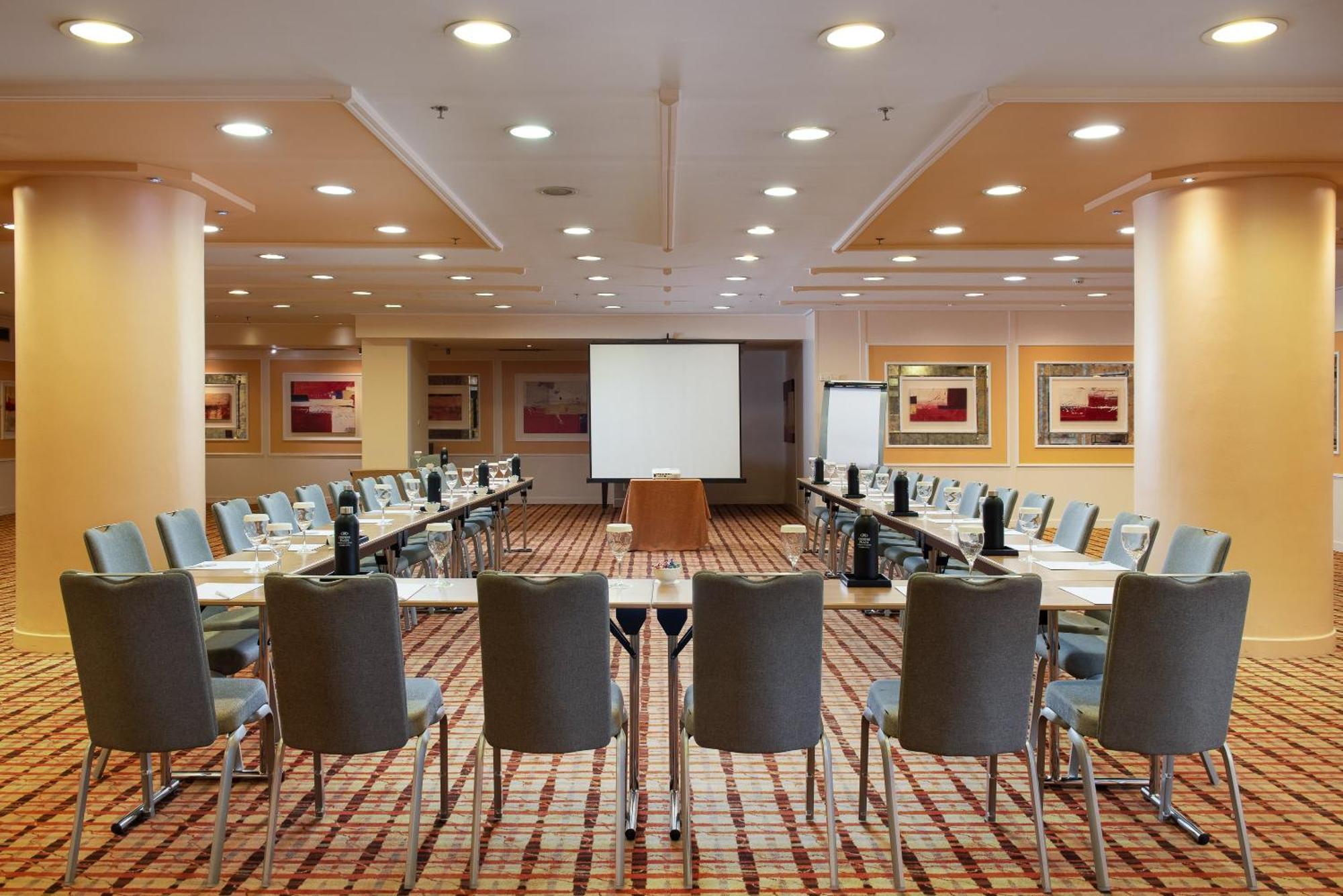 คราวน์ พลาซา เอเธนส์ ซิตี้ เซ็นเตอร์ Hotel ภายนอก รูปภาพ